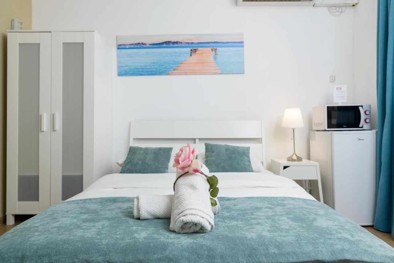Studio & Apartments On The Beach By Aspentlv Tel-Aviv Extérieur photo