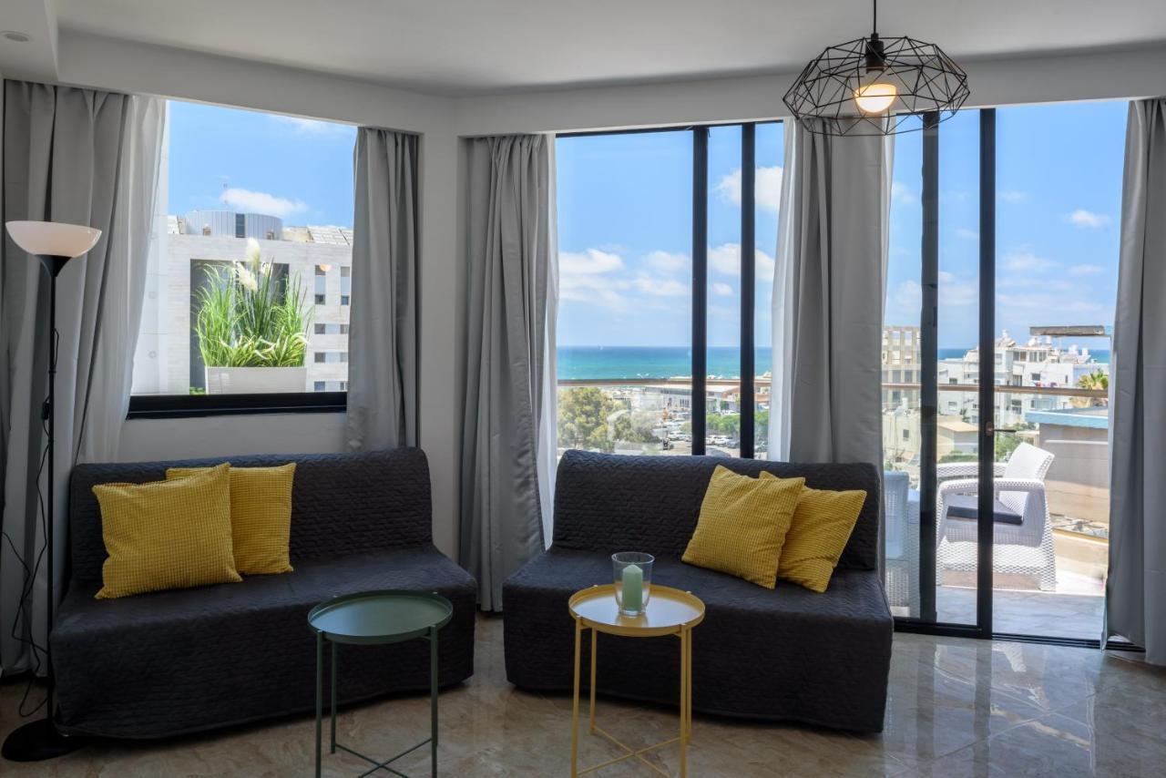 Studio & Apartments On The Beach By Aspentlv Tel-Aviv Extérieur photo